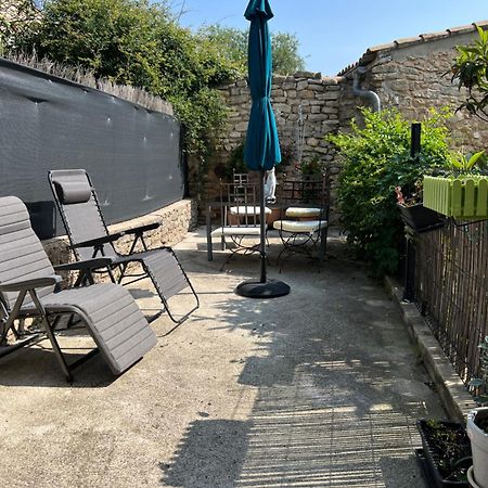 La Terrasse De Caromb Face Au Mont Ventoux Avec Clim Apartment Luaran gambar